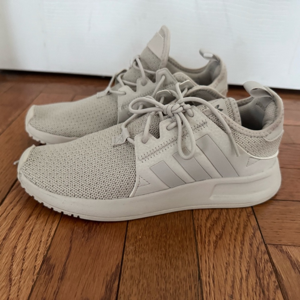 ADIDAS youth Beige Athletic Sneakers size 4.5